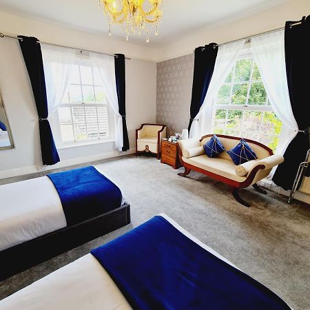 Beaufort Lodge - Central Location & Free Parking 톤턴 외부 사진