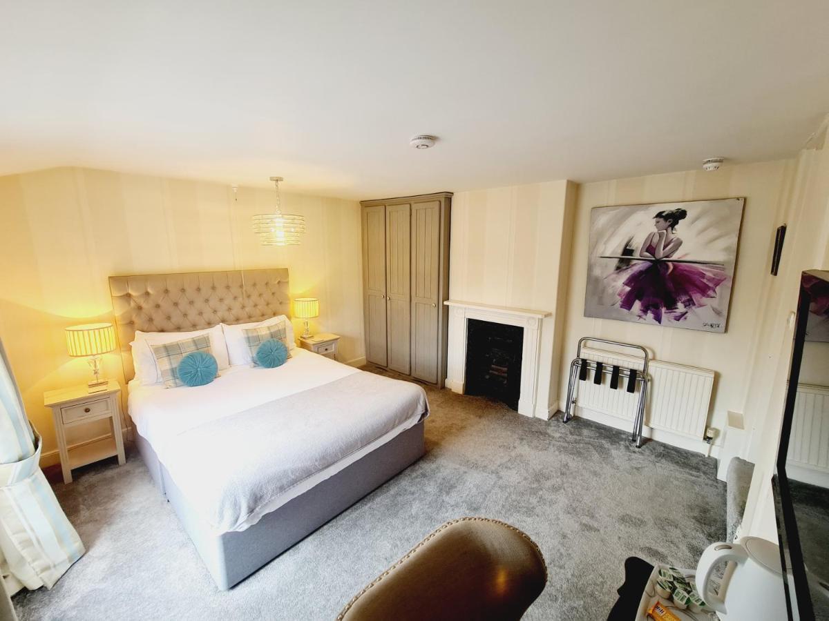 Beaufort Lodge - Central Location & Free Parking 톤턴 외부 사진