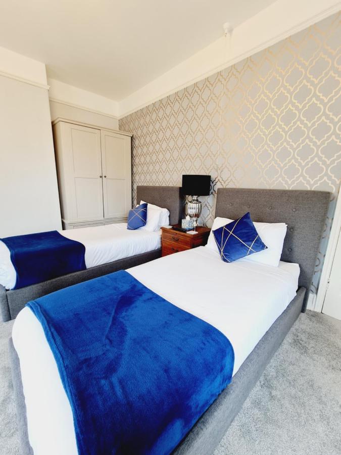 Beaufort Lodge - Central Location & Free Parking 톤턴 외부 사진